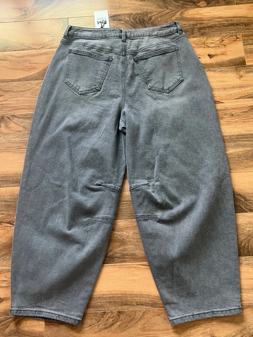 Barrel Leg Cropped/Ankle Jeans High Rise Gray Size 12 Rebecca Minkoff NWT